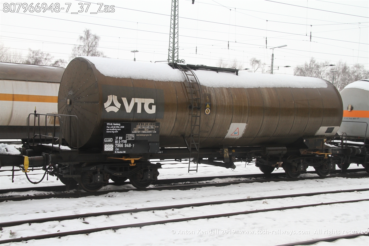 807966948-7_37_Zas.JPG